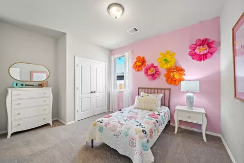 Bedroom - 16768 Needlepoint Dr, Conroe, TX 77302 photo 2 of 2