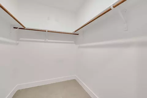 584 Gus Loop, Georgetown, TX 78626 photo 8
