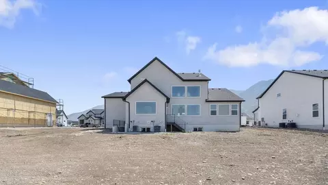 Exterior - 718 N 1600 E, Salem, UT 84653 photo 9 of 12