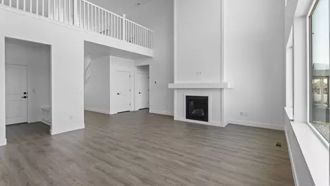 Living - 718 N 1600 E, Salem, UT 84653 photo 2 of 4