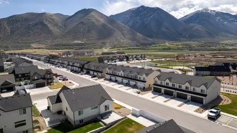 View/Area - 718 N 1600 E, Salem, UT 84653 photo 7 of 16