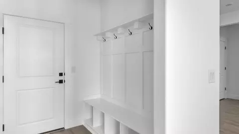 Entry Way - 718 N 1600 E, Salem, UT 84653 photo 6 of 10