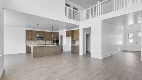 Living - 718 N 1600 E, Salem, UT 84653 photo 1 of 4