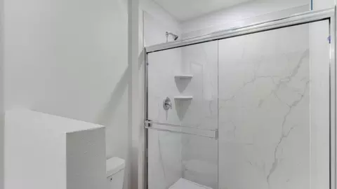 Bath - 2254 Crosswind St, Fort Lupton, CO 80621 photo 2 of 3