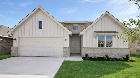 4921 Maleah Ave, Noble, OK 73068