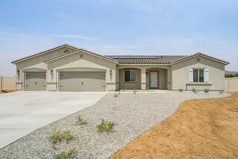 Exterior - 14835 White Sage Rd, Apple Valley, CA 92307 photo 7 of 8