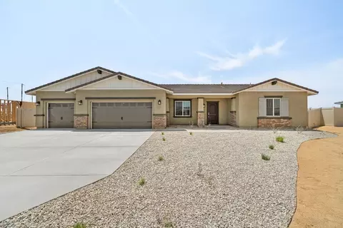 Exterior - 14835 White Sage Rd, Apple Valley, CA 92307 photo 2 of 8