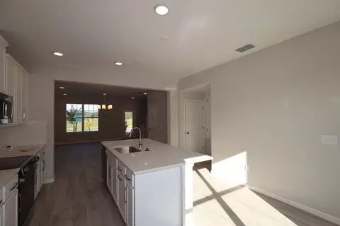 Kitchen - 1353 Hyde St, Saint Cloud, FL 34771 photo 3 of 8