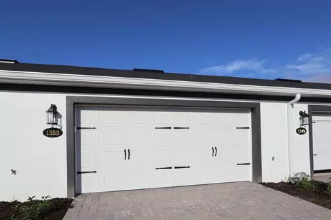 Exterior - 1353 Hyde St, Saint Cloud, FL 34771 photo 4 of 13