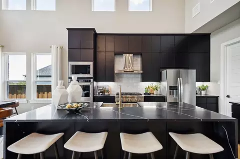 Kitchen - 2016 Grey Birch Pl, Aledo, TX 76008 photo 1 of 1