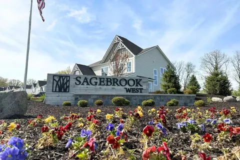 5228 Dragon Tree Ln, Indianapolis, IN 46239