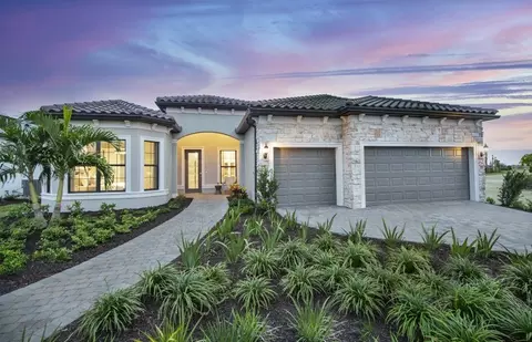 6400 Talon Preserve Dr, Nokomis, FL 34275