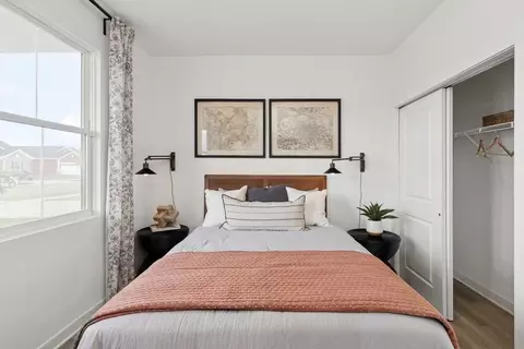 Bedroom - 831 Heritage Blvd, Delaware, OH 43015 photo 5 of 5