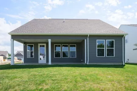 23864 Heatherstone Trl, Columbia Station, OH 44028
