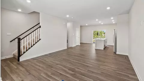 Living - 7537 Silver Thread Way, Brandywine, MD 20613 photo 2 of 4