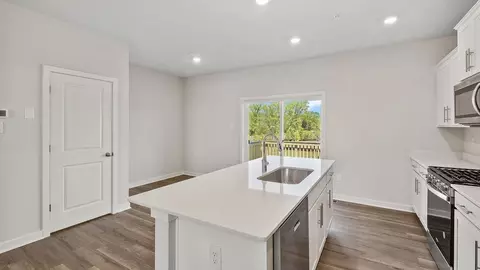 Kitchen - 7537 Silver Thread Way, Brandywine, MD 20613 photo 2 of 9