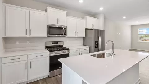 Kitchen - 7537 Silver Thread Way, Brandywine, MD 20613 photo 3 of 9