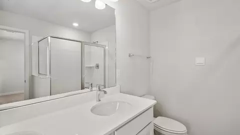 Bath - 7537 Silver Thread Way, Brandywine, MD 20613 photo 3 of 13