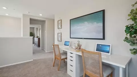 Entry Way - 31053 Willow Oak Dr, Winchester, CA 92596 photo 2 of 4