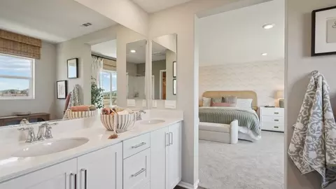 Bath - 31053 Willow Oak Dr, Winchester, CA 92596 photo 2 of 4