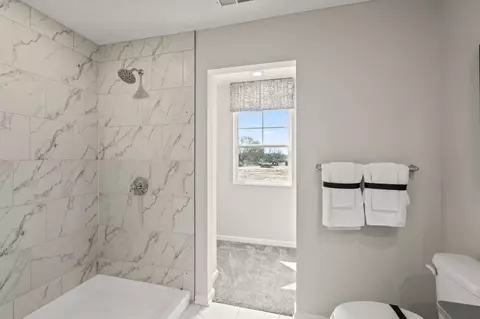 Bath - 206 Scorsese St, Springfield, OH 45505 photo 5 of 10