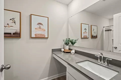 Bath - 206 Scorsese St, Springfield, OH 45505 photo 8 of 10