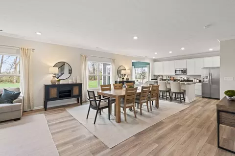 Dining - 206 Scorsese St, Springfield, OH 45505 photo 4 of 6