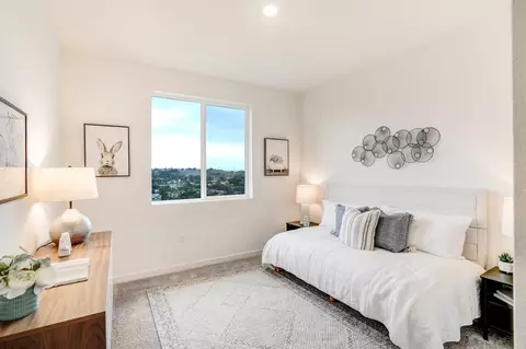 Bedroom - 8017 Bordoni Dr, Vallejo, CA 94591 photo 4 of 18