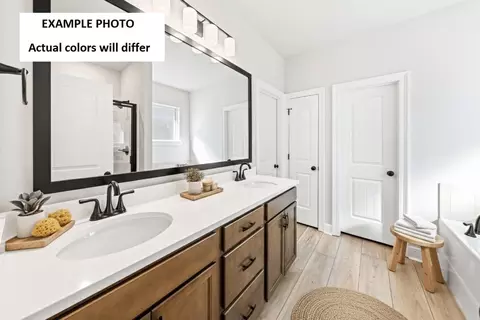 Bath - 109 E Tweet St, Freeport, FL 32439 photo 1 of 2