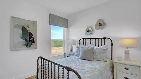 Bedroom - 28025 Hallow Trl, Elberta, AL 36530 photo 4 of 23