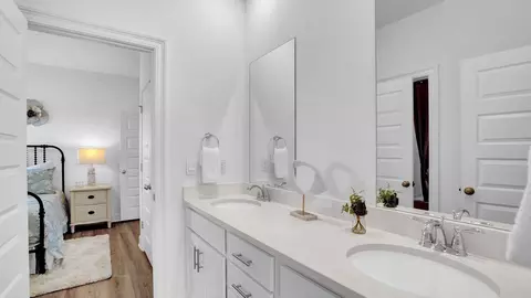 Bath - 28025 Hallow Trl, Elberta, AL 36530 photo 3 of 15