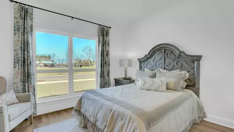 Bedroom - 28025 Hallow Trl, Elberta, AL 36530 photo 1 of 23