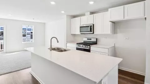 Kitchen - 1364 Foxglove Dr, Bartlett, IL 60103 photo 4 of 7