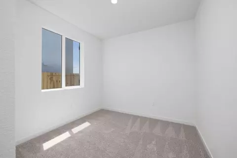 Bedroom - 632 Darlington Way, Patterson, CA 95363 photo 3 of 3