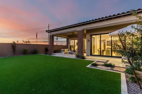 Exterior - 1533 E Cherrywood Pl, Chandler, AZ 85249 photo 5 of 9