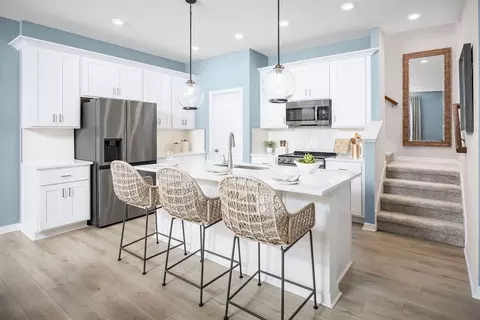 Kitchen - 5228 Luisa Ct, Saint Cloud, FL 34771 photo 4 of 6