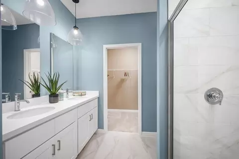 Bath - 5228 Luisa Ct, Saint Cloud, FL 34771 photo 2 of 8