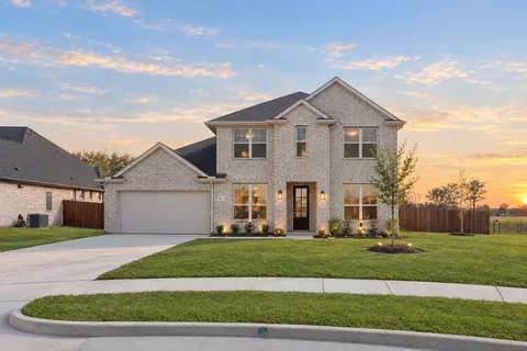 931 Richard Pittmon Dr, Desoto, TX 75115