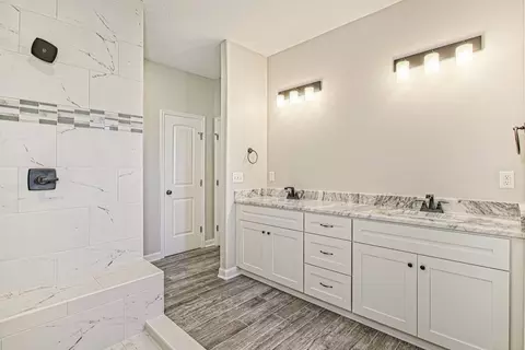Bath - Undisclosed, Chesapeake, VA 23322 photo 1 of 3