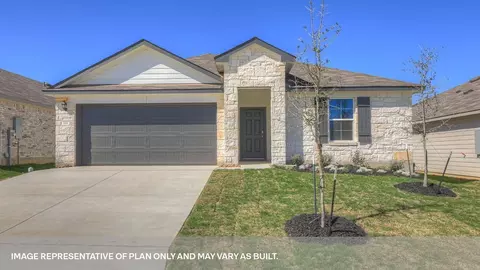 1008 Chachalaca Ct, Seguin, TX 78155