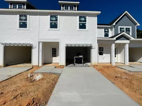 115 Michter St, Vass, NC 28394