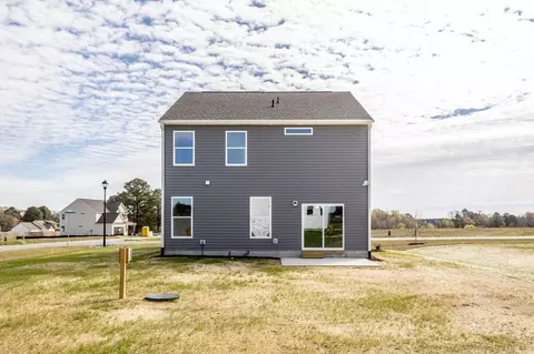 Exterior - 18 Cedar Run Ct, Benson, NC 27504 photo 3 of 9