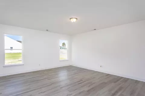 Living - 18 Cedar Run Ct, Benson, NC 27504 photo 3 of 5