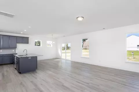Living - 18 Cedar Run Ct, Benson, NC 27504 photo 1 of 5