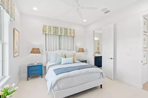 Bedroom - 2463 Spur Dr, Melbourne, FL 32940 photo 1 of 4