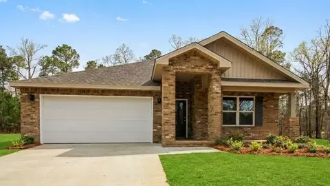 Oakwood Drive, Hattiesburg, MS 39401