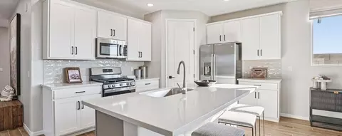 Kitchen - 9812 56th Ln, Laveen, AZ 85339 photo 3 of 3