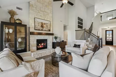 Living - 3141 Miller Rd, Midlothian, TX 76065 photo 2 of 2