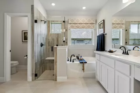 Bath - 3141 Miller Rd, Midlothian, TX 76065 photo 3 of 5
