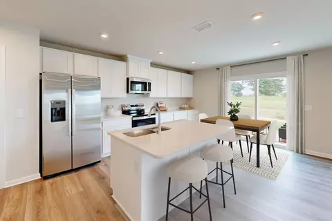 Kitchen - 482 Myrtle Meadows Dr, Conway, SC 29526 photo 2 of 2